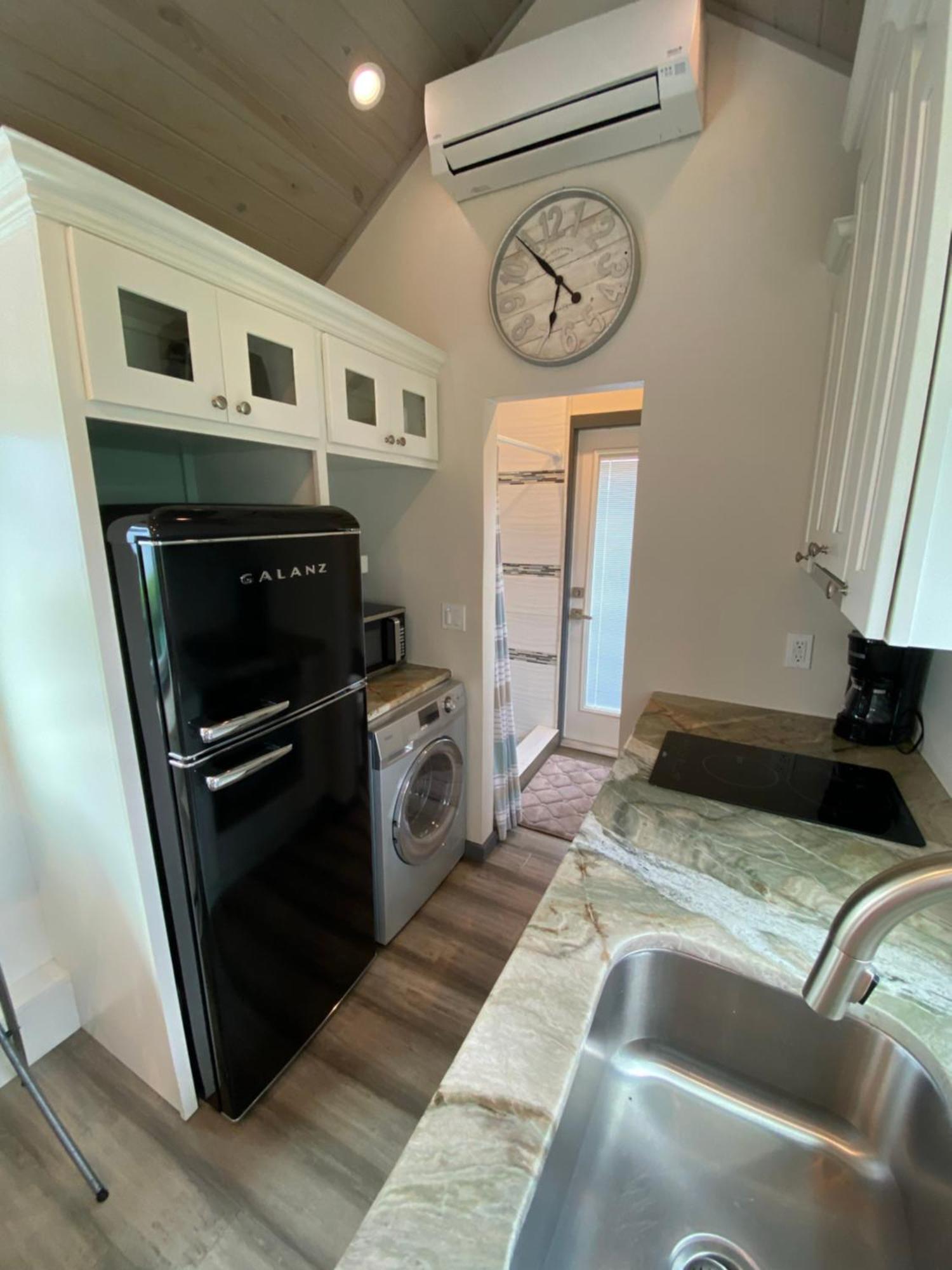 Orlando Lakefront Tiny Homes 6 Plus Month Rentals Exteriör bild