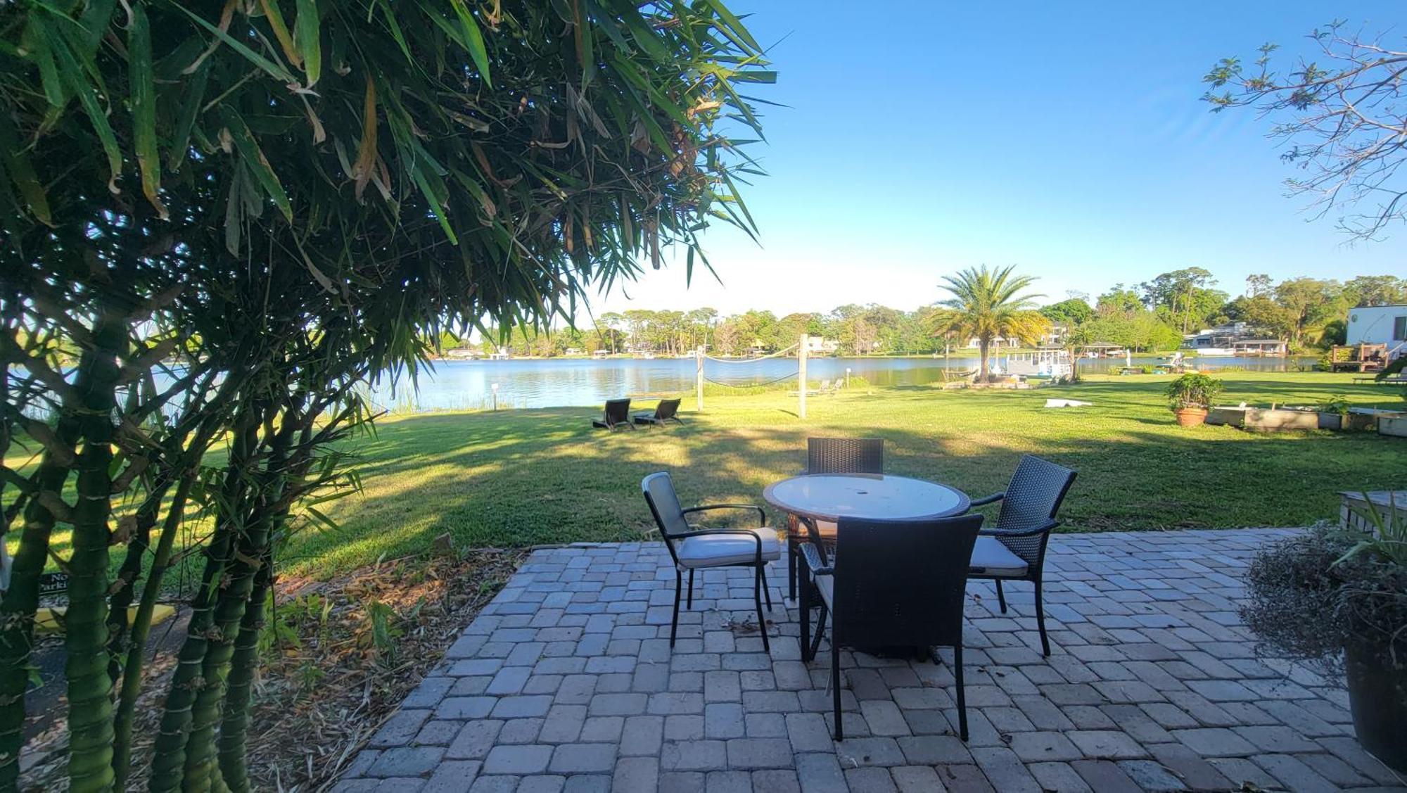 Orlando Lakefront Tiny Homes 6 Plus Month Rentals Rum bild