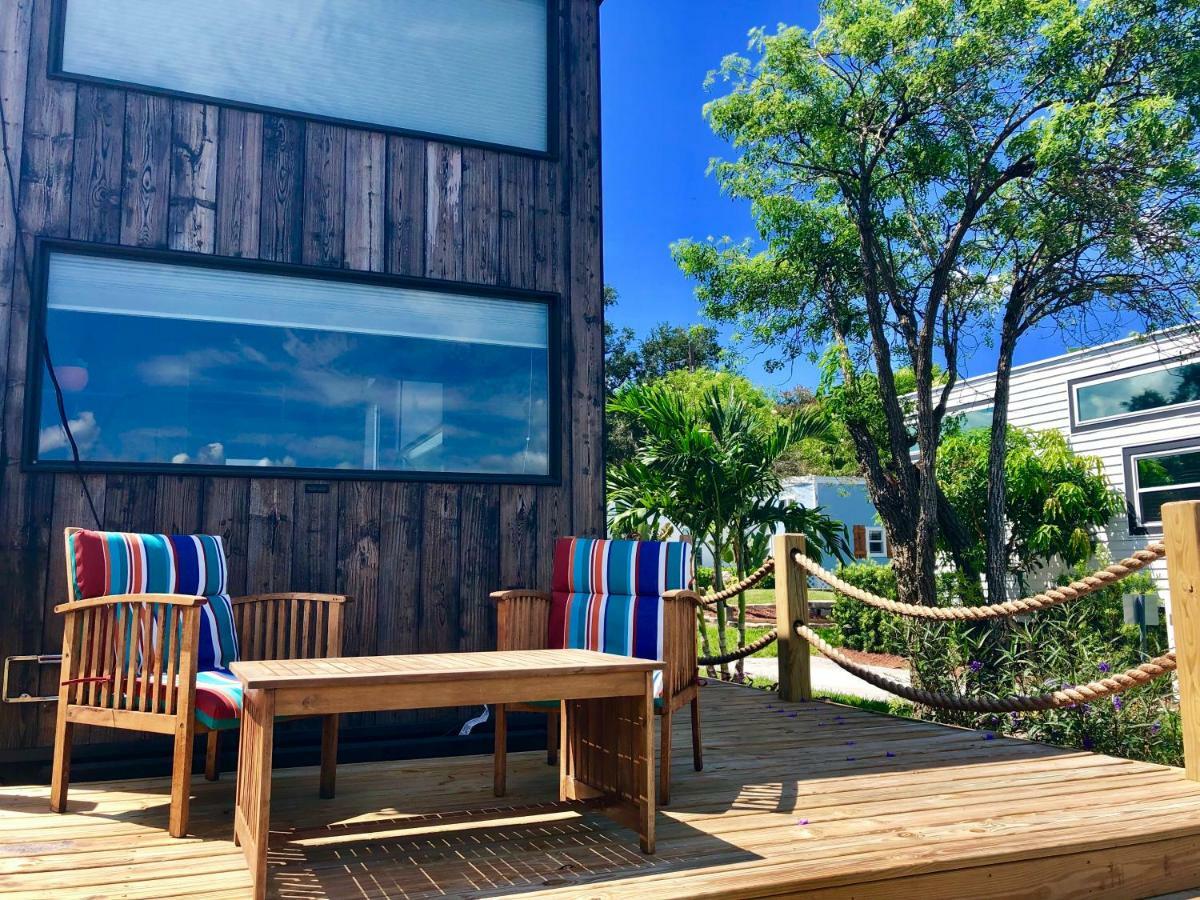 Orlando Lakefront Tiny Homes 6 Plus Month Rentals Exteriör bild